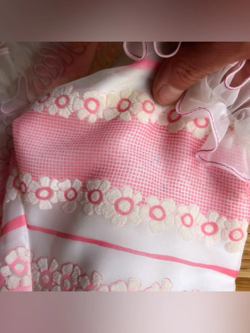 Vintage ruffled pink and white gown with sheer overlay - Picture 5 of 8